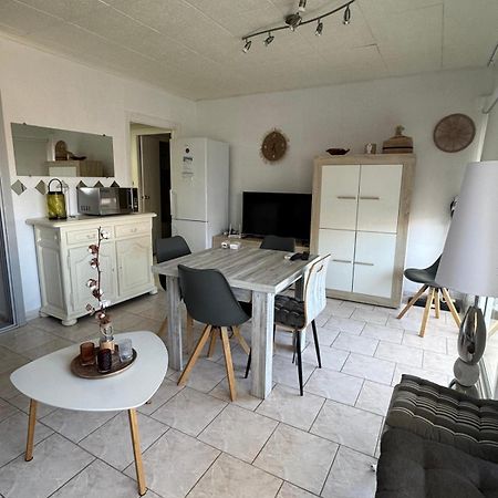 רוזס Appartement Premiere Ligne De Mer Avec Piscine מראה חיצוני תמונה